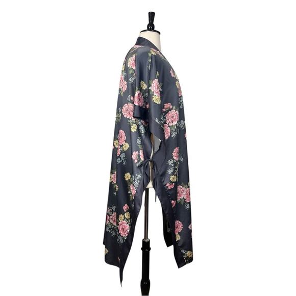 Torrid Kimono Robe Side Tie Open Front Gray Pink Floral Satin Women’s Plus OS - Picture 5 of 13